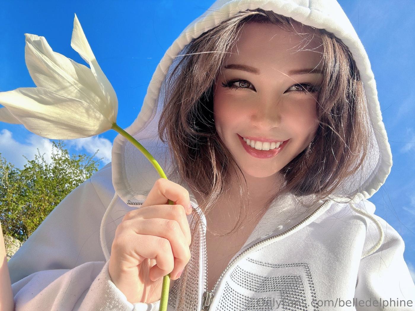 Belle Delphine Naked In The Garden Onlyfans Photos Influencerchicks