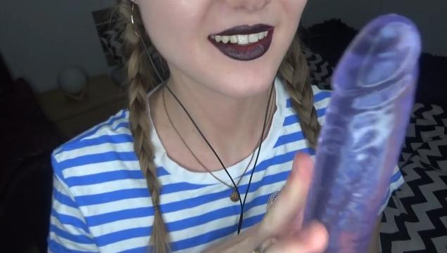 Peas And Pies Black Lipstick Handjob Video