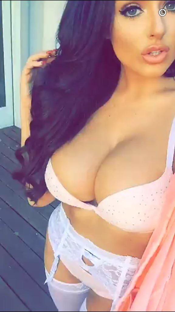 Abigail Ratchford Nude 2