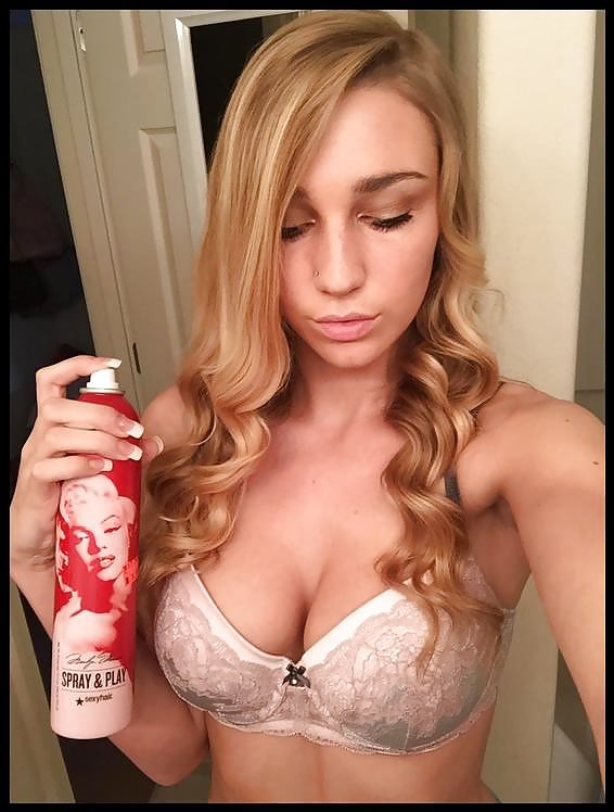 Kendra Sunderland Nude Tries Anal On Snapchat 10