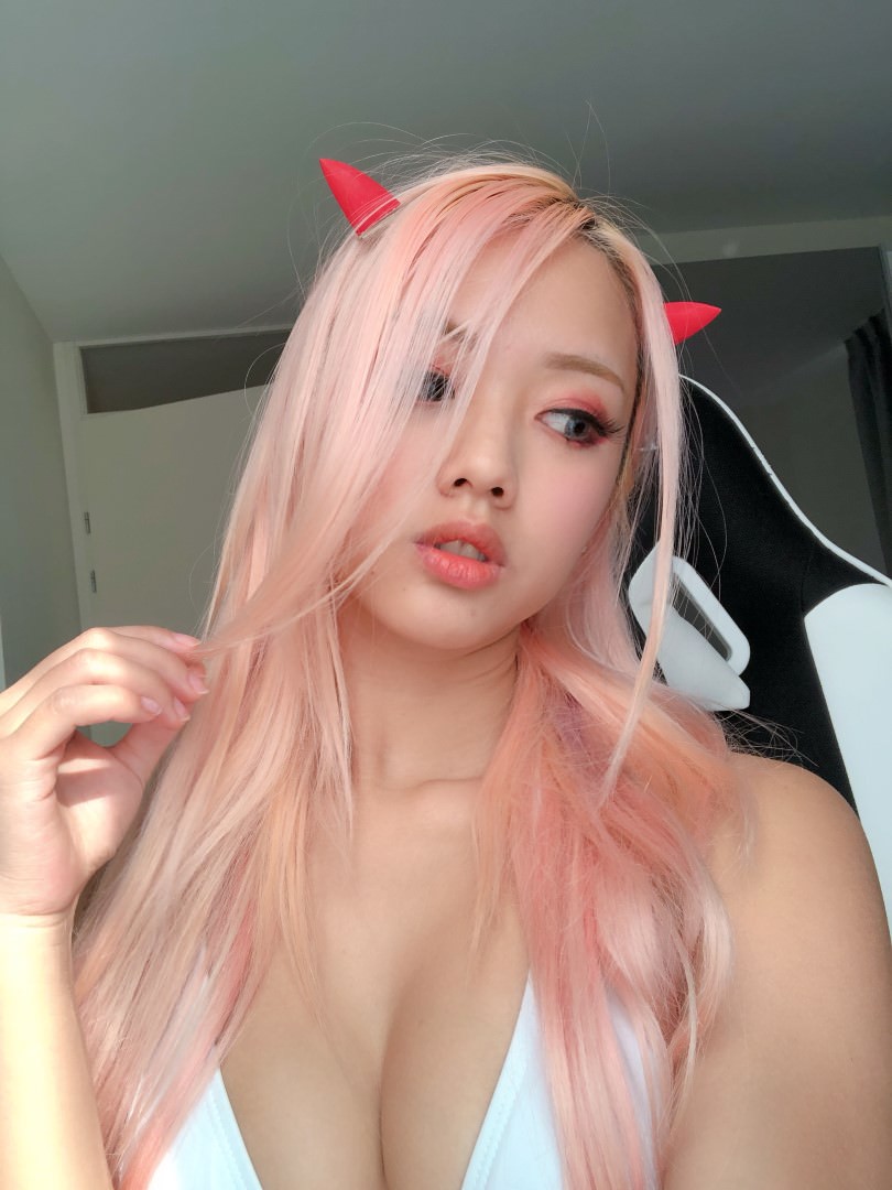 Vyvan Le sex tape and nudes photos leaks online from her onlyfans, patreon,...