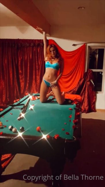 Leaked bikini pool bella onlyfans thorne video Jessica Alba