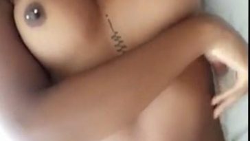 KayyyBear Topless Lingerie Onlyfans Video Leaked - Influencers Gonewild