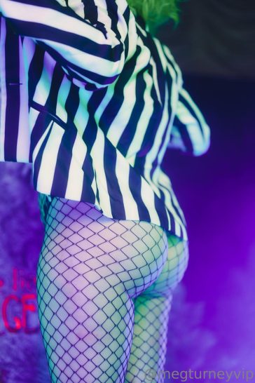 Meg Turney Nude Beetlejuice Cosplay Set Onlyfans Leaked InfluencerChicks