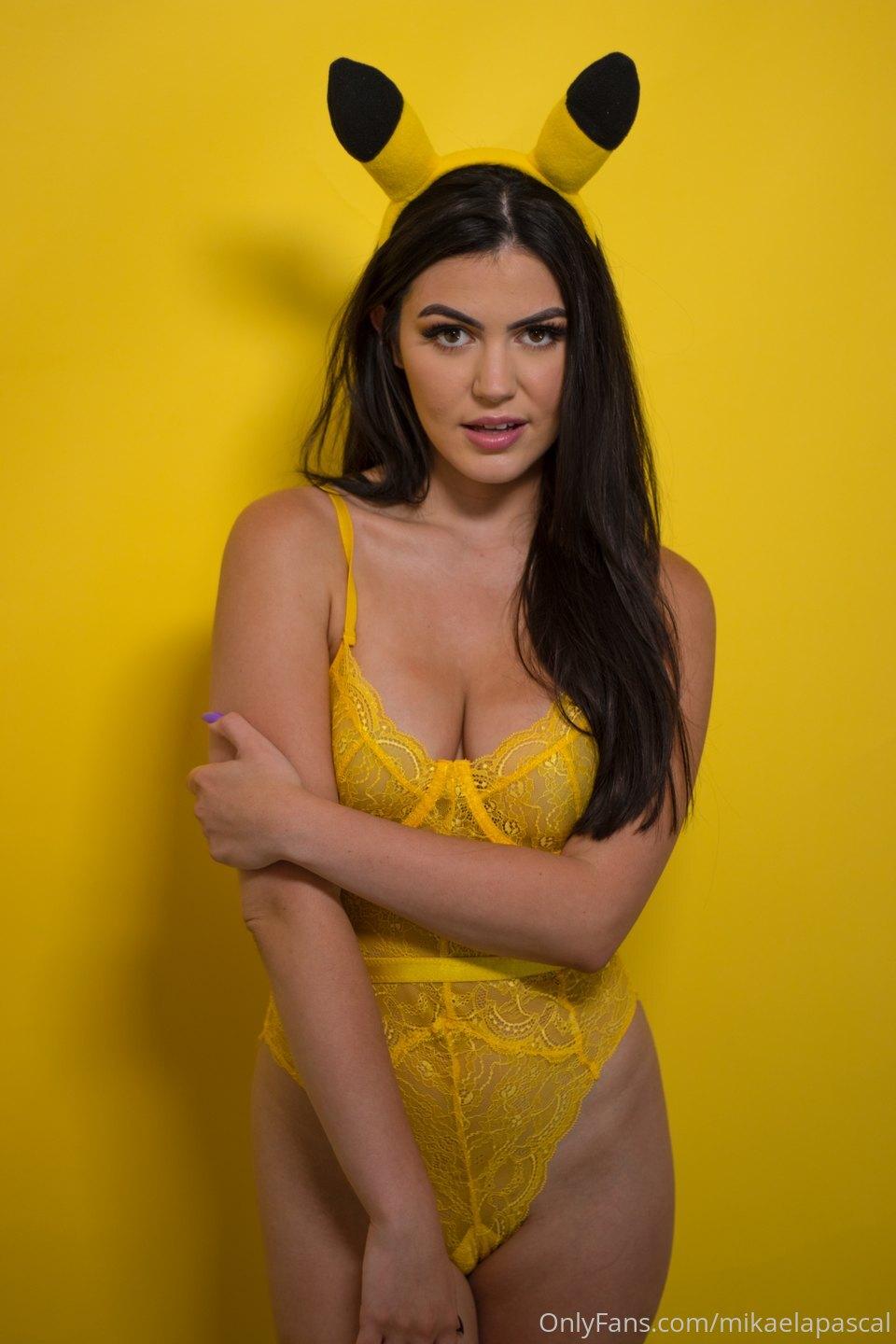 Mikaela Pascal October Extras Onlyfans Photos Leaked